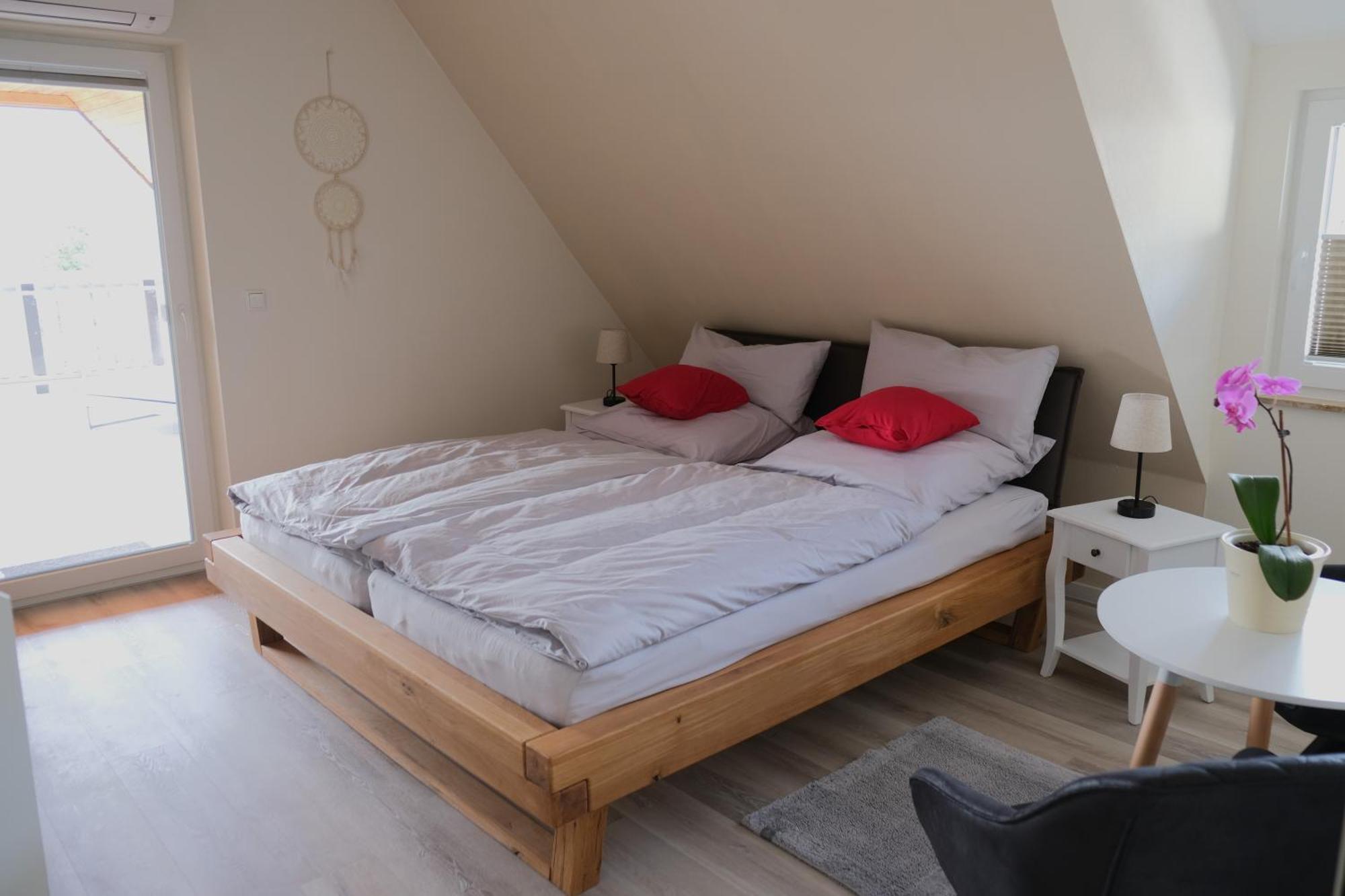 Bonnavista Ferienwohnungen Großheubach Екстериор снимка